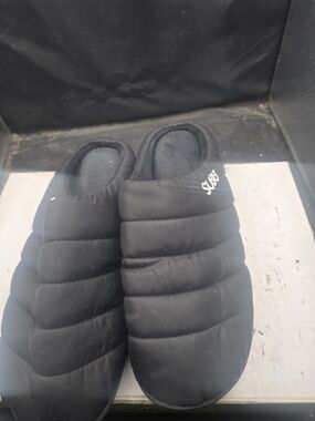Black Quilted Slip-On Loafers - Unbranded